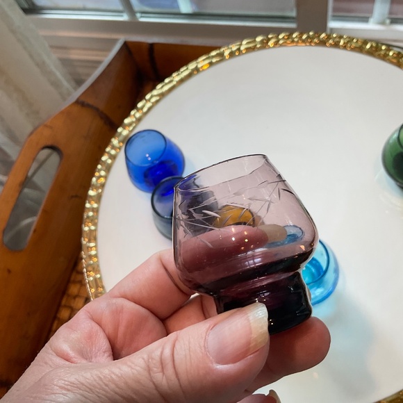 VTG Saki Cordial Colored Etched Shot Glasses - Set of 6 - Picture 7 of 10